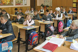 ВШЭ: В России сокращается число школ, а количество школьников растет