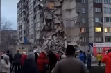 В жилом доме в Ижевске обрушились девять этажей, общее число жертв пока неизвестно