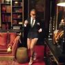 Итальянский миллионер записал новый танец - в трусах и на каблуках (ВИДЕО)