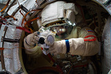 Вернувшиеся с МКС космонавты завалились на тестах