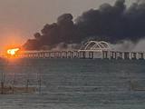 Взрывов на Крымском мосту похоже было два