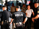 В шведском торговом центре стрелок ранил одного человека