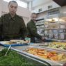 Российским военнослужащим по случаю Дня России накроют праздничный стол