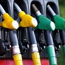 Россия вошла в "десятку" стран с самым дешевым бензином