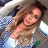 Дочь Анастасии Заворотнюк не может вернуться в Россию и воспользоваться банковским переводом
