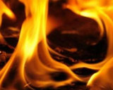 В сети появилось видео пожара на луганском НПЗ (ВИДЕО)