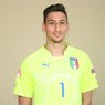 Шестнадцатилетний мальчик стал вратарем основного состава "Милана" (ВИДЕО)