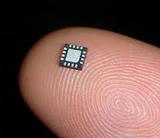 Дедушка электроники - микрочип из пластика и веревочек (ФОТО)