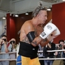 Актер Микки Рурк летом планирует вернуться на боксерский ринг