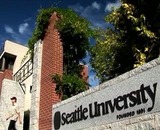 В университете Сиэтла мужчина открыл стрельбу и убил студента