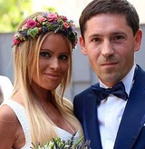 После развода Дану Борисову снова застукали за употреблением коктейлей
