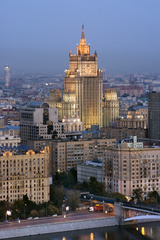 Вместе с рублем подешевели и Московские отели