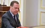Медведев сменил главу "Автодора"