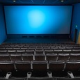 В ближайшие месяцы может закрыться половина кинозалов, у онлайн-кинотеатров тоже проблемы