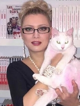 Активистка отомстила соболиной шубе Лены Лениной за розового котенка
