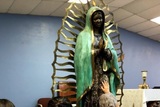 Исследователи рассказали, из чего состоят «слёзы» статуи Девы Марии Гваделупской