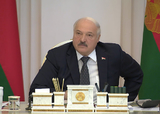 Лукашенко заявил, что задействует армию против соседа только в одном случае