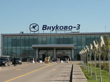 ФСБ задержала в аэропорту Внуково россиянина, собравшегося в ИГ