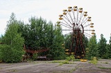 Туристы в Припяти запустили колесо обозрения и сняли это на видео