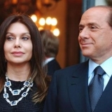 Экс-супруга Берлускони добилась восстановления суммы алиментов
