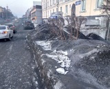 В Кемеровской области улицы оказались покрыты чёрным снегом