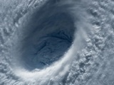 В Приморье бушует мощнейший тайфун, погибли уже трое