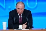 Путин вновь урезал зарплату себе и премьеру