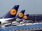 Lufthansa отменяет часть рейсов в РФ