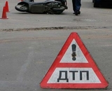 В Петербурге автомобиль вылетел на тротуар и сшиб пешеходов