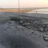 Мост между Херсонской областью и Крымом попал под ракетный обстрел