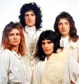Известный спокойным нравом гитарист легендарной группы Queen повздорил с назойливым журналистом