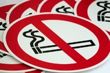 Минздрав предложил запретить продажу сигарет 31 мая и курение на улице в праздники
