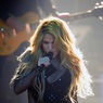 Певица Шакира отменила турне из-за проблем со здоровьем