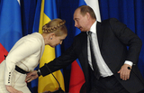 Путин шутит - Тимошенко предостерегает