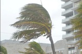 Число жертв урагана "Дориан" на Багамах возросло до семи