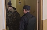 Суд арестовал двух подозреваемых по делу об отравлении алкоголем в Ленобласти