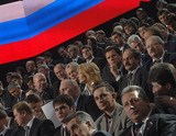 Медведев уверен, что Единой России все еще доверяют