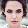 Истощенной Анджелине Джоли потребовалась новая операция