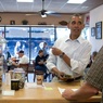 Обама нарушил протокол охраны, отправившись пешком в кофейню