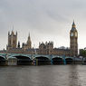 В Лондоне студенты заблокировали Вестминстерский мост