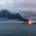 Дрейф горящих танкеров в Чёрном море взяли под контроль