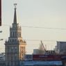 В Воронеже хулиганы раскрасили звезду на шпиле высотки в «Губку Боба»