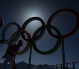 Российские космонавты поднимут флаг РФ на церемонии открытия Олимпиады