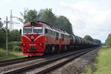 В Свердловской области грузовой поезд частично сошел с рельсов