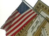 Обнаженный мужчина пытался скрыться от слежки в посольстве США в Москве