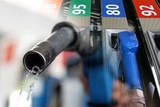 Минфин предложил с 1 апреля повысить акцизы на бензин и дизтопливо