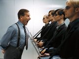 Психологи: На ругань начальников подчиненные отвечают саботажем