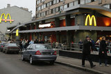 Первому «Макдоналдсу» в России не разрешили открыть двери