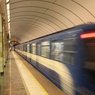 Парень не просто упал на рельсы в петербургском метро - его толкнули