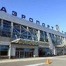 В аэропорту Новосибирска из-за ливня обрушились потолочные плиты